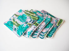 Leaf Print Reusable Cotton Pads Set