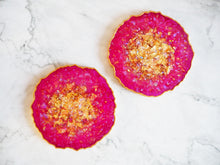Iridescent Magenta Geode Resin Coaster Set - Magenta Resin Coasters - Sparkly Magenta Geode Coasters - Sparkly Magenta Geode Coaster Set - Pink Coaster Set - Magenta Geode Resin Coaster Set