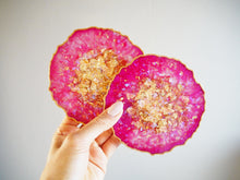 Iridescent Magenta Geode Resin Coaster Set - Magenta Resin Coasters - Sparkly Magenta Geode Coasters - Sparkly Magenta Geode Coaster Set - Pink Coaster Set - Magenta Geode Resin Coaster Set