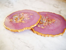 Iridescent Geode Coaster Set In Purple - Sparkly Iridescent Geode Coaster Sets - Iridescent Geode Coaster For Home - Sparkly Purple Resin Coasters - Sparkly Purple Handmade Coasters - Geode Resin