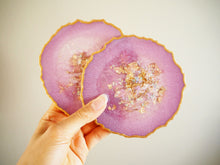 Iridescent Geode Coaster Set In Purple - Sparkly Iridescent Geode Coaster Set - Pastel Purple Geode Coaster - Pastel Purple Home Decor Handmade UK - Geode Resin Handmade Coaster