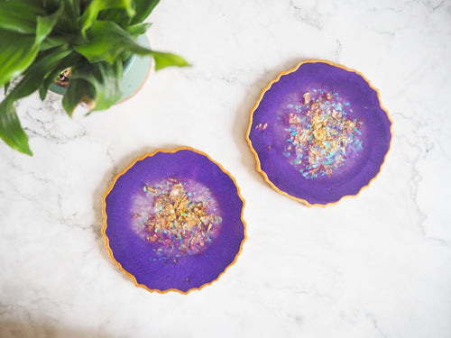 Purple Geode Resin Coasters - Purple Resin Coaster Set - Purple Resin Goede Coasters - Purple Handmade Coaster Set UK - Purple And Gold Geode Coasters - Purple And Gold Resin Coaster Set
