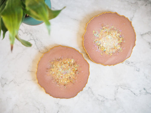 pale peach geode resin coaster set