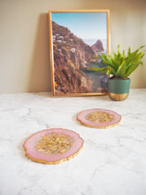 Light Pink Geode Resin Coasters - Sparkly Resin Coaster Set - Light Pink Handmade Coaster Set - Sparkly Geode Placemat Set - Handmade Geode Coasters For Home