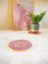 Iridescent Geode Coaster Set In Purple - Sparkly Iridescent Geode Coaster Set - Geode Style Coasters For Home - Handmade Agate Coasters - Handmade Resin Coasters Purple - Pastel Purple Resin Coaster